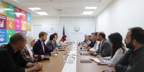 اتحاد الهيئات المحلية يوقّع اتفاقيات تمويل مشاريع تنموية