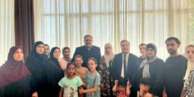 صيدم وعواد يعودان جرحى فلسطين في طشقند ويشيدان بمواقف أوزبكستان