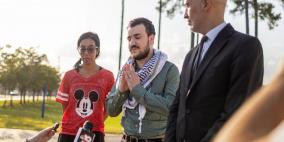 ناشط فلسطيني يقاضي إدارة ترامب ويطالب بتعويض