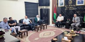 قلقيلية: المحافظ يلتقي وفداً من نادي عزون الرياضي