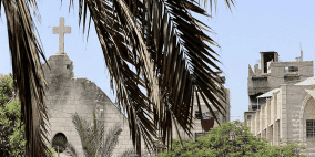 ماكرون يدين قصف الاحتلال كنيسة اللاتين في غزة