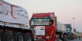 بالصور: قافلة "زاد العزة" من مصر تواصل طريقها إلى غزة بـ1500 طن مساعدات