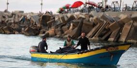 الاحتلال يعتقل 14 صيادا وسط قطاع غزة