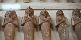 السلطات المصرية تحبط محاولة تهريب آلاف القطع الأثرية لخارج البلاد