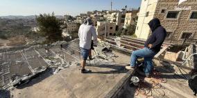 الاحتلال يجبر مقدسيا على هدم منزله في بلدة صور باهر بالقدس