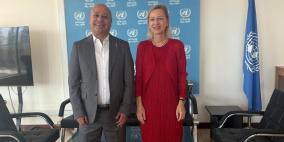 أبو هولي يبحث مع مديرة عمليات "الأونروا" في لبنان أوضاع المخيمات الفلسطينية