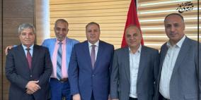 وفد الجمعية الاستهلاكية التعاونية للموظفين يلتقي سفير الأردن في فلسطين لبحث التعاون المشترك