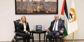 الشيخ يبحث مع القنصل البريطانية مستجدات الأوضاع واستمرار حرب الإبادة في غزة