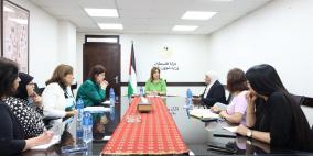 وزارة شؤون المرأة وجمعية النجدة الاجتماعية تناقشان دراسة "اصوات منسية في زمن الابادة"