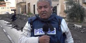 نقابة الصحفيين تحذّر: حياة الصحفي علي السمودي في خطر جراء الاعتقال الإداري والإهمال الطبي