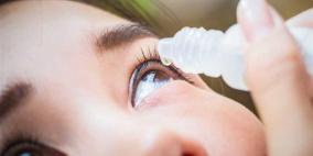 دراسة حديثة: قطرات عين قد تنهي عصر نظارات القراءة