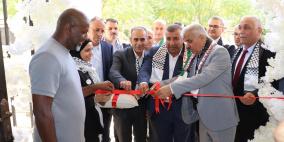 برهم يفتتح مدرستين في محافظة الخليل ويتفقد عدداً من مدارسها