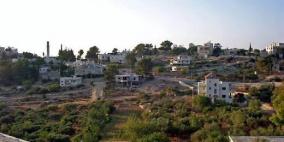 خاص| الاحتلال يواصل تجريف أراضٍ في بيت عور الفوقا لصالح الاستيطان