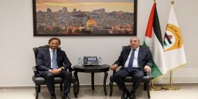 الشيخ يلتقي القنصل الإيطالي العام