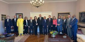 وزيرة الخارجية تلتقي أعضاء السلك الدبلوماسي العربي في أثينا