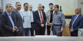 وزير الصناعة يتفقّد مركز الابتكار ومركز فحوصات الحجر والمواد الإنشائية ضمن مراكز خدمة المجتمع