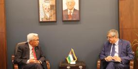 بسيسو يبحث مع السفير السنغافوري سبل التعاون المشترك في قطاعي البنية التحتية والإسكان