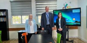 بنك الإسكان يتبرع لإنشاء مكتبة رقمية نموذجية لمدرسة بنات العامرية- بيت لحم