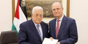الرئيس عباس يصدر مرسومًا بتعديل الحكومة وتعيين محمد الأحمد وزيرًا للنقل وأمين قنديل رئيسًا لهيئة المعابر
