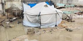 غزة: شهيدة برصاص الاحتلال وتحذيرات من كارثة على النازحين