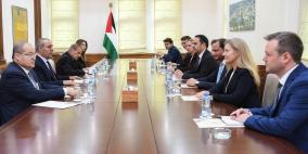 الشيخ يبحث مع ممثلي الدول الأوروبية E4 آخر المستجدات السياسية والدولية