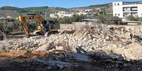 سلطات الاحتلال تُجبر مواطنًا من عرعرة على هدم منزلين ذاتيًا للمرة الثانية