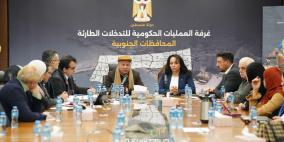 غرفة العمليات الحكومية تستعرض خطة التعافي وإعادة الإعمار لمخيمات اللاجئين في قطاع غزة