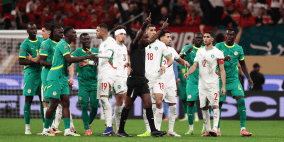 رئيس "فيفا" يهاجم تصرفات لاعبي السنغال.. ويلوّح بعقوبات