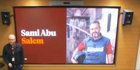 الصحفي سامي أبو سالم من غزة يحصد جائزة أوسيتسكي لعام 2025