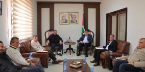 الأحمد يلتقي نقابة أصحاب شركات ومعارض الشاحنات والمعدات الثقيلة