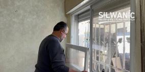 مقدسي يشرع بإخلاء منزله في سلوان تمهيداً لهدمه 