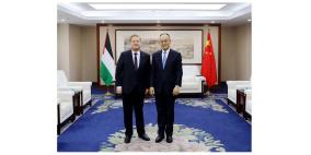 السفير عواد يشارك في المؤتمر الثالث رفيع المستوى لمنتدى العمل العالمي من أجل التنمية المشتركة في بكين