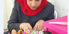 صابرين تصنع عجائب من ورق