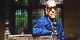 نجيب محفوظ والقلادة المزيفة