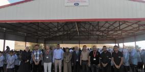 المشروبات الوطنية وبلدية النويعمة والديوك الفوقا تنجزان تركيب مظلة في مدرسة مسقط في اريحا