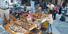 خشب الزيتون ... حرفة تواجه الإنقراض  