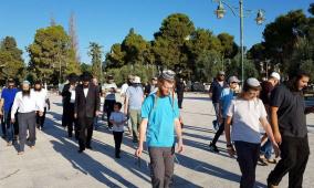 مستوطنون يقتحمون الأقصى ويؤدون السجود الملحمي