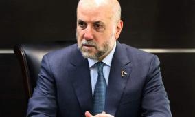 الهباش ينقل إلى شيخ الأزهر تهاني الرئيس بسلامته وبحلول عيد الفطر