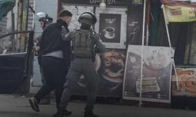 الاحتلال يعتقل الناشط المقدسي محمد أبو الحمص 