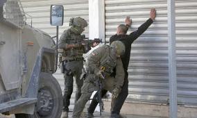 قوات الاحتلال تعتقل خمسة مواطنين غرب يطا