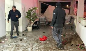 إسرائيل: 80 إصابة وتضرر منازل إثر سقوط صاروخ إيراني في الزرازير