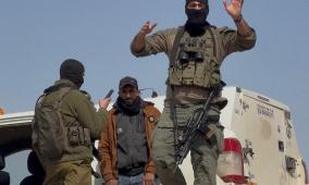 الاحتلال يعتقل أحد رعاة الأغنام بمسافر يطا