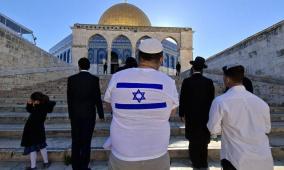 عشرات المستعمرين يقتحمون المسجد الأقصى ويؤدون طقوسا تلمودية
