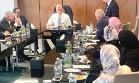 محافظ سلطة النقد يلتقي موظفي سلطة النقد من غزة المتواجدين في مصر