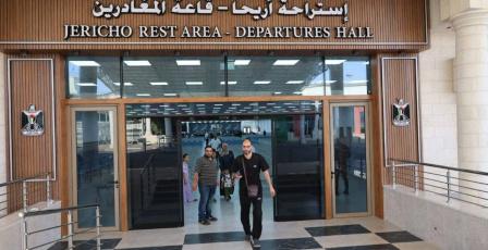 "المعابر والحدود" تعلن ساعات عمل معبر الكرامة غدا الاثنين