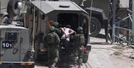 اعتقالات بالضفة والقدس وإصابات برصاص الاحتلال والمستوطنين