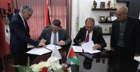 وزارة النقل والمواصلات توقّع مذكرة تفاهم مع جامعة فلسطين التقنية – خضوري لتعزيز الشراكة وتطوير قطاع النقل