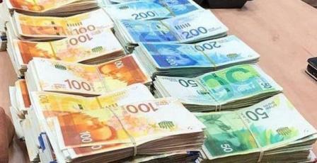 هل يجوز إخراج الزكاة عن طريق التطبيق البنكي أو المحفظة؟