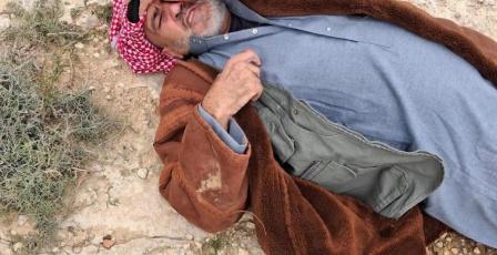 الاحتلال يعتقل مسنا بمسافر يطا جنوب الخليل