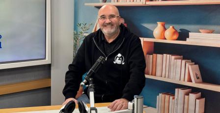 رياض مصطفى و"كويز نايت": 31 عاما في صناعة المعرفة